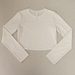 ALO Yoga  Fitted Long Sleeve Crop